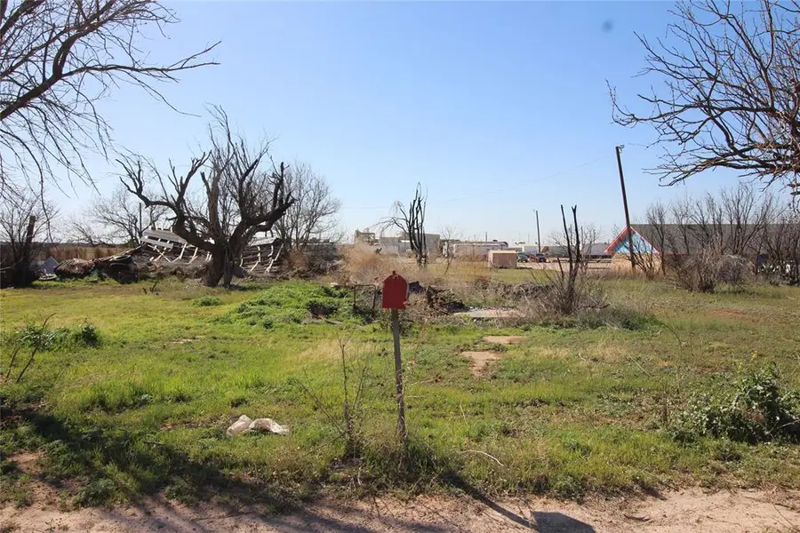 1732 Ave N, Anson, TX 79501