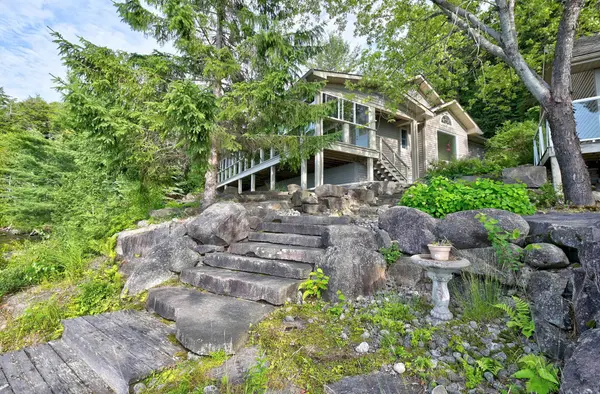 3013 MUSKOKA ROAD 117 N/A, Lake Of Bays, ON P0B 1A0