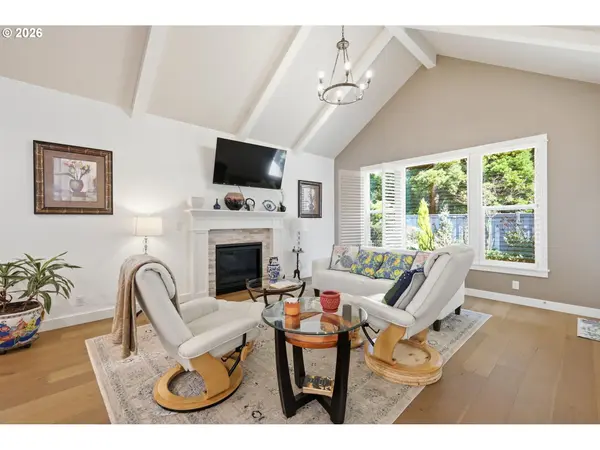 3921 HEATHER GROVE LN, Eugene, OR 97408