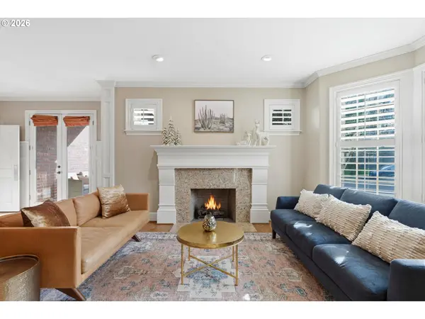 3987 WHEELER LN, West Linn, OR 97068