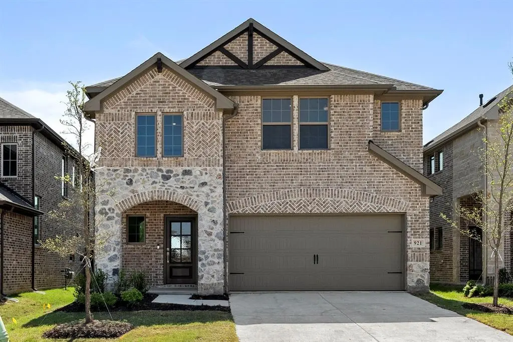 921 Apeldoorn Trail, Little Elm, TX 75068