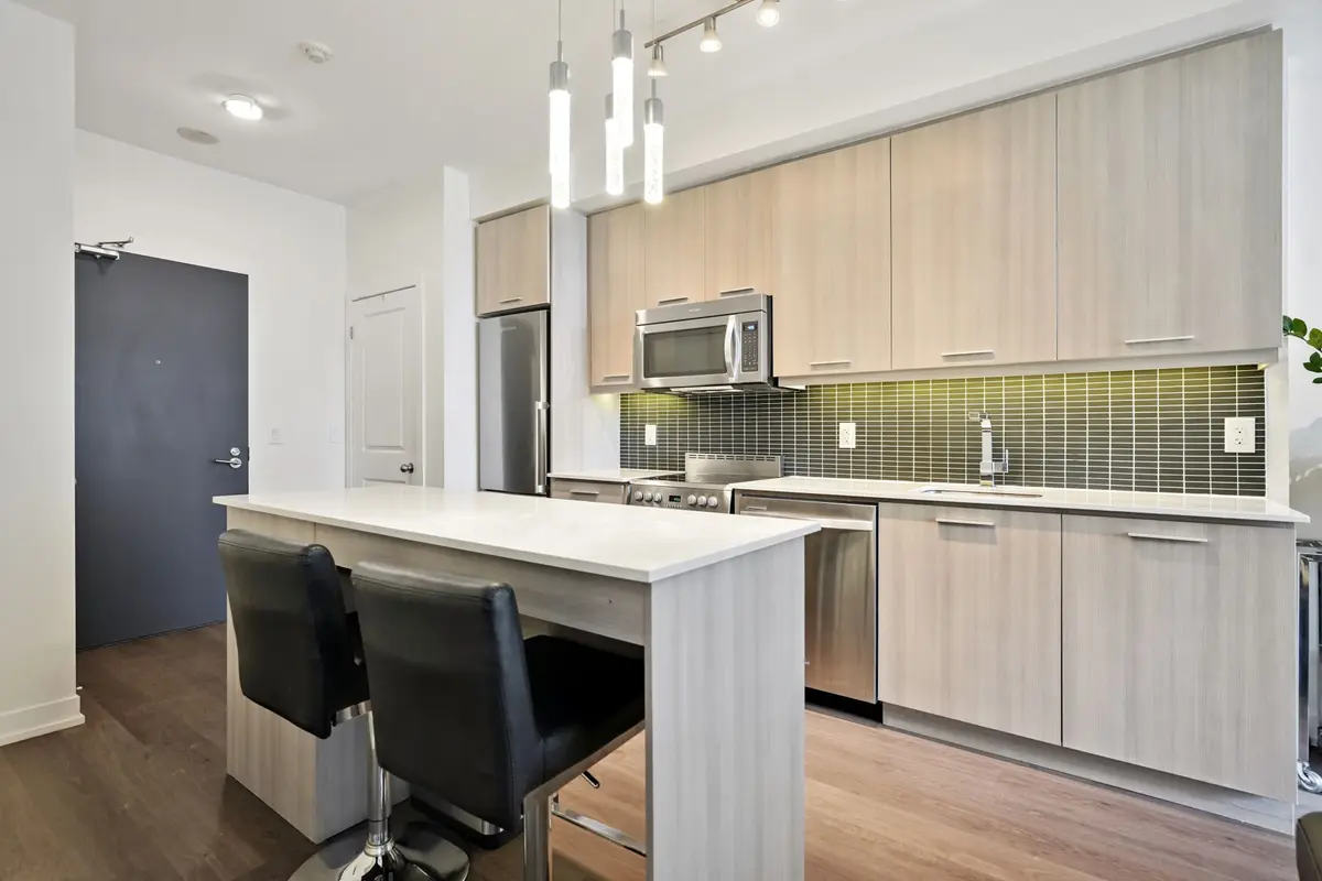 105 George ST #903, Toronto C08, ON M5A 0L4