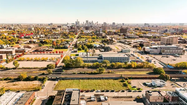 66 E Baltimore ST, Detroit, MI 48202