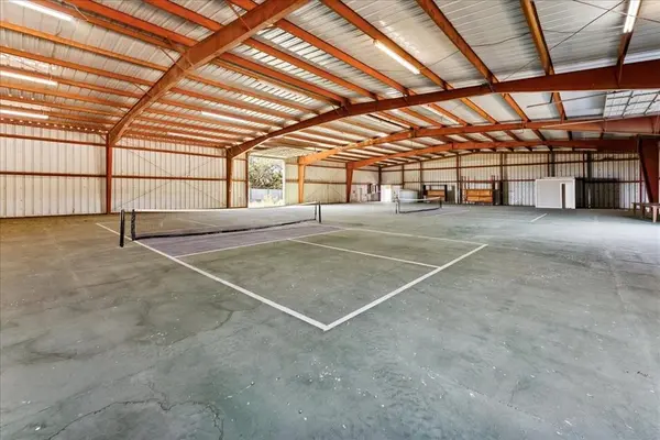 1812 CO 114 Road, Mingus, TX 76463