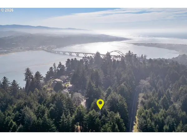 705 NW HIGHLAND CIR, Waldport, OR 97394