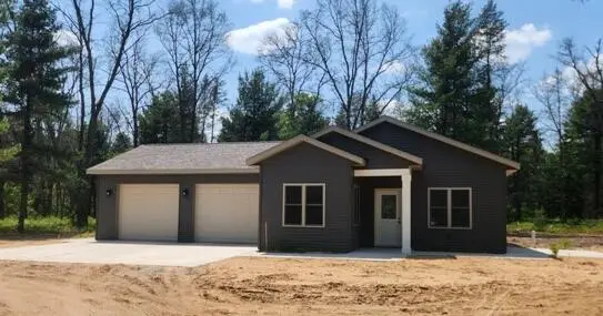 2133 S Lynx Track TRL, Cherry Valley Twp, MI 49304