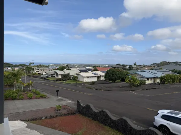 768 LA HOU ST, Hilo, HI 96720