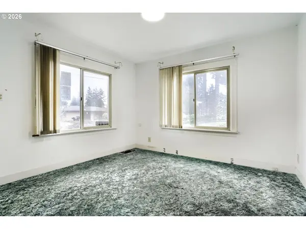 3117 SE 157TH AVE, Portland, OR 97236