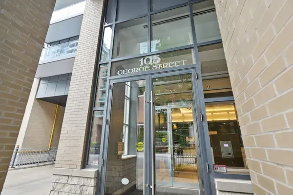 105 George ST #903, Toronto C08, ON M5A 0L4