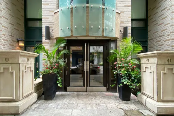 35 Hayden ST S #1112, Toronto C08, ON M4Y 3C3