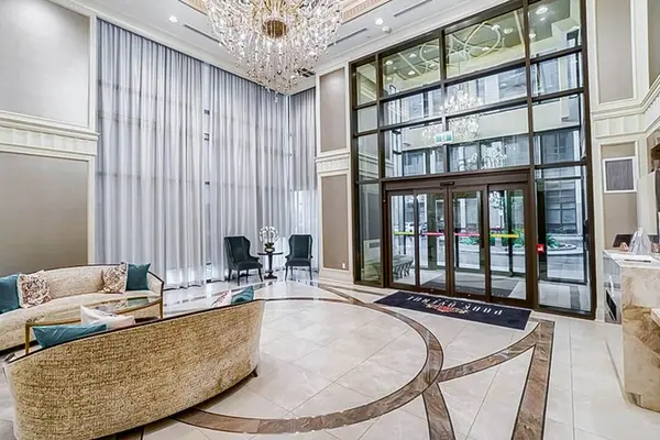 9085 Jane ST #909, Vaughan, ON L4K 0L8