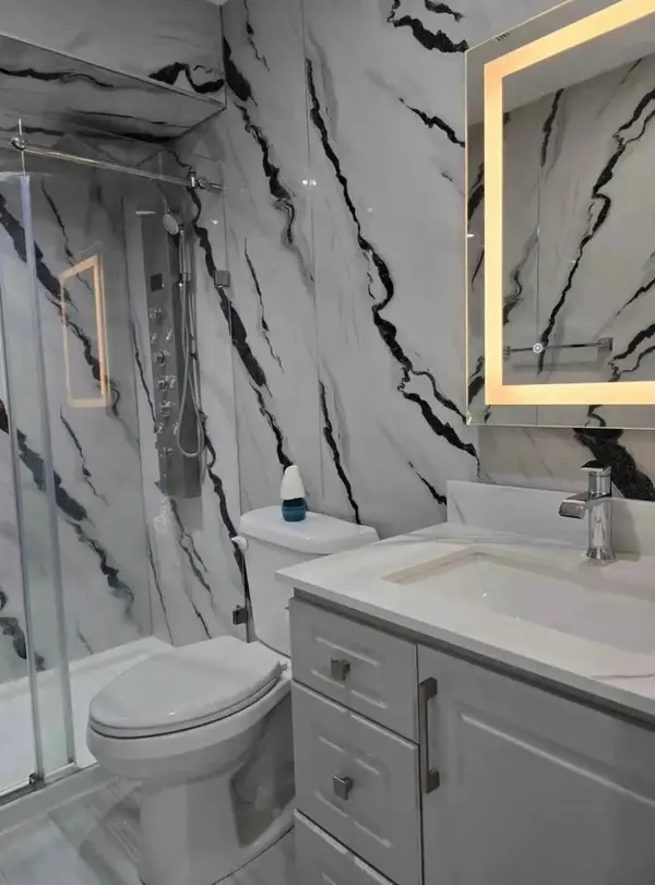 6399 Spinnaker CIR #25, Mississauga, ON L5W 1Z4