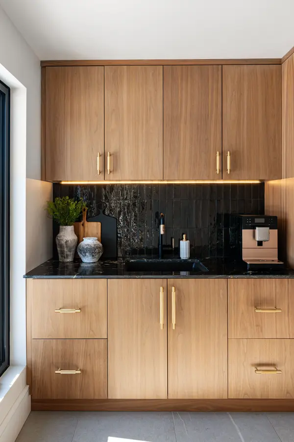 676 Foxton RD, Belleville, ON K0K 2Y0