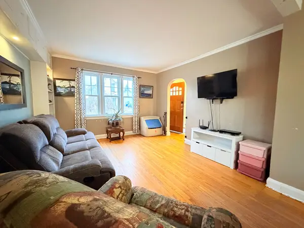 580 11th AVE, Hanover, ON N4N 2S6