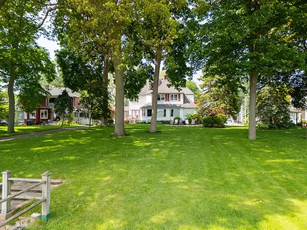 101 Tennessee AVE, Port Colborne, ON L3K 2R8