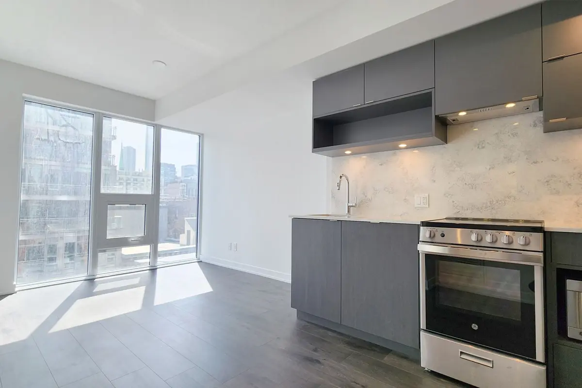 100 Queen ST E #706, Toronto C08, ON M5C 0B5