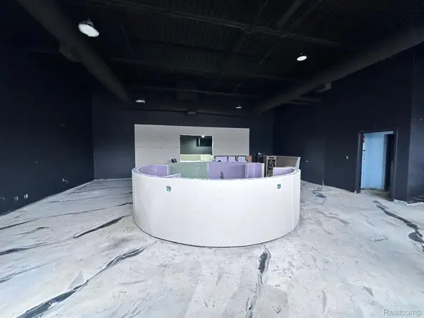 18600 WYOMING ST, Detroit, MI 48221