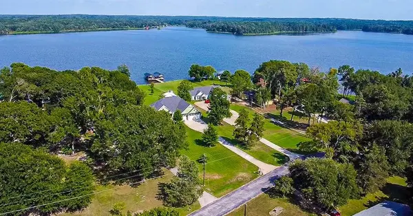 16223 Big Oak Bay Road, Tyler, TX 75707