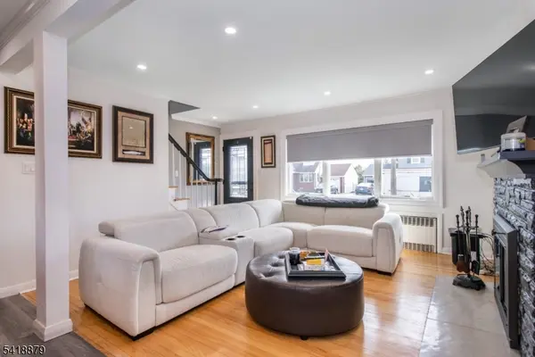 23 Lois Ave, Clifton City, NJ 07014