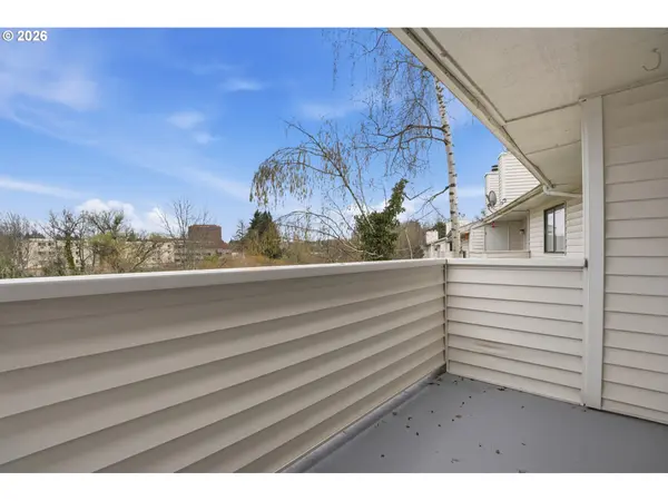 11040 SW GREENBURG RD #311, Tigard, OR 97223