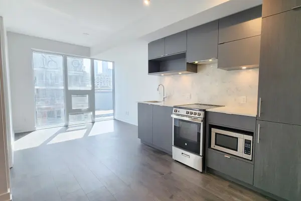 100 Queen ST E #706, Toronto C08, ON M5C 0B5