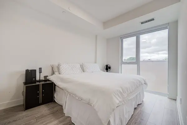 1285 Queen ST E #211, Toronto E01, ON M4L 1C2