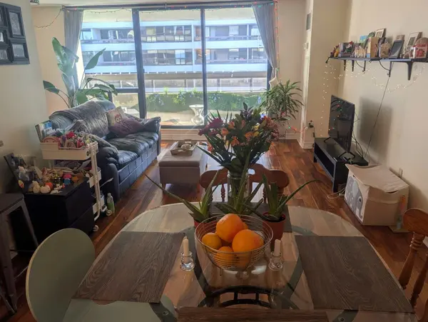 80 Quebec AVE #607, Toronto W02, ON M6P 4B7