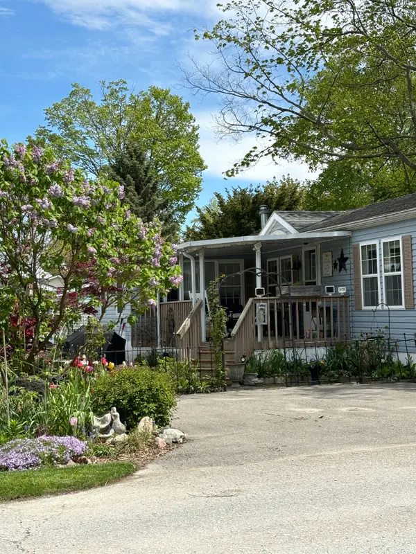 12 IROQUOIS LN, Ashfield-colborne-wawanosh, ON N7A 3Y2