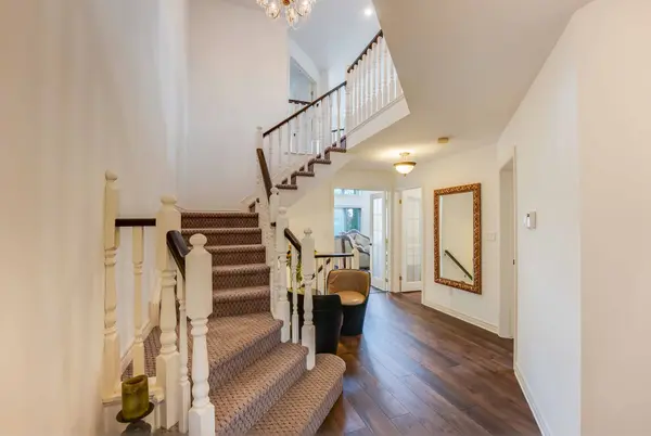 28 Loretta DR, Niagara-on-the-lake, ON L0S 1T0