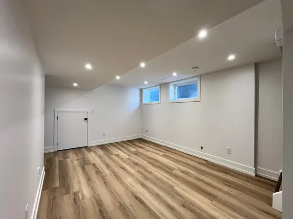 7 Turnbull RD #Basement, Ajax, ON L1S 2W8