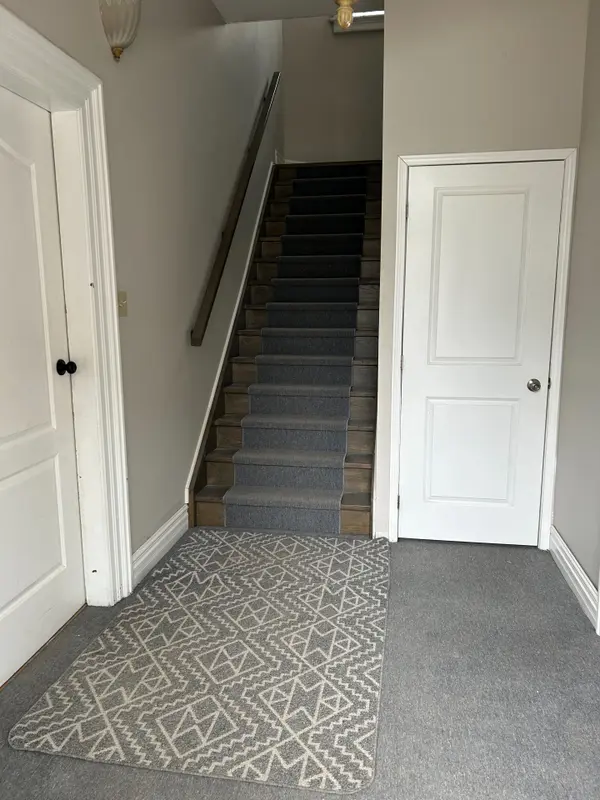 166 Collier ST, Barrie, ON L4M 1H7