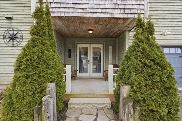 318 Selbourne DR, Central Elgin, ON N5L 1B1