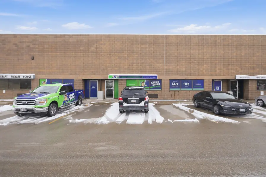 520 Westney RD S #5, Ajax, ON L1S 7H4