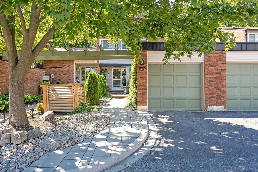 1580 Kerns RD #5, Burlington, ON L7P 3A7