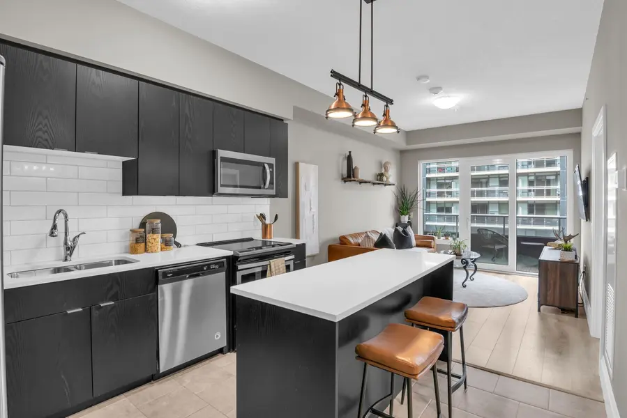 73 Arthur ST S #515, Guelph, ON N1E 0S6