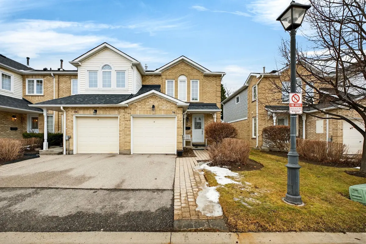 74 Heathcliffe SQ, Brampton, ON L6S 5R4