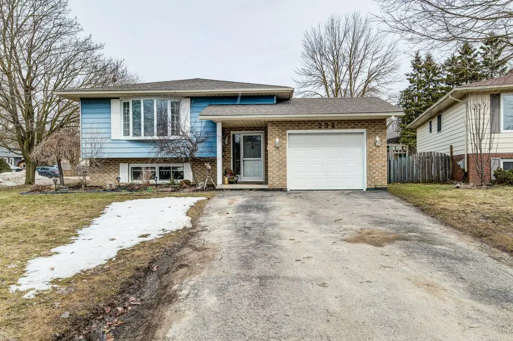 294 Forest Glen DR, Wellington North, ON N0G 2L2