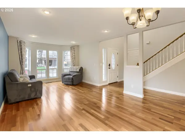 2552 NE NOVA AVE, Hillsboro, OR 97124