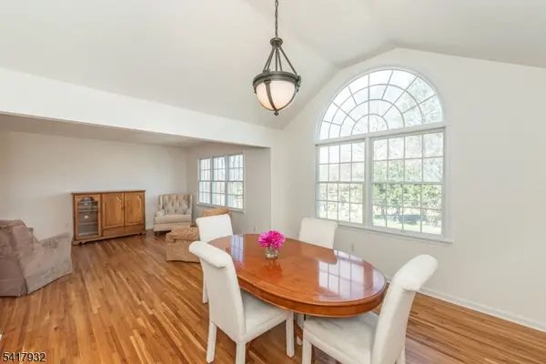 34 Thomas St, Caldwell Boro Twp., NJ 07006