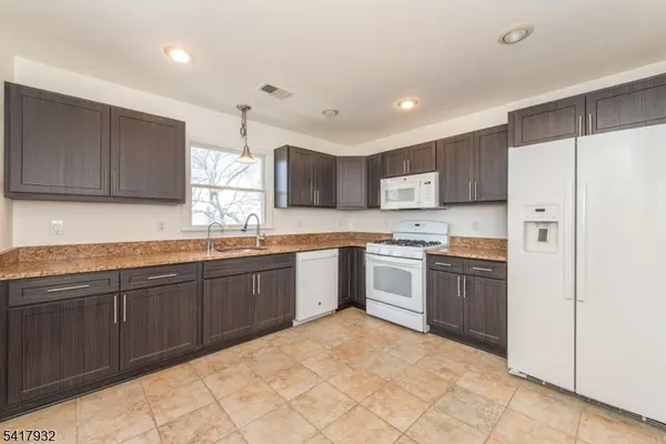 34 Thomas St, Caldwell Boro Twp., NJ 07006