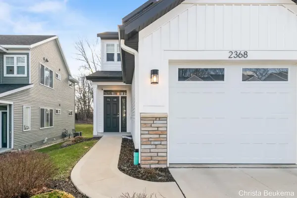 2368 Watertown WAY NE, City Of Grand Rapids, MI 49505