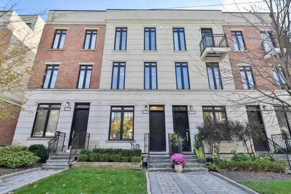 51B Burnaby BLVD, Toronto C03, ON M5N 1G3