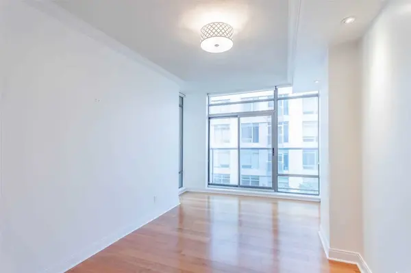 21 Scollard ST #401, Toronto C02, ON M5R 1G1