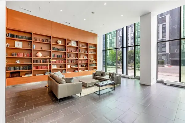 170 Fort York BLVD #1209, Toronto C01, ON M5V 0E6