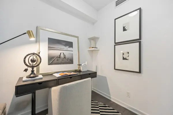 38 Forest Manor RD #414, Toronto C15, ON M2J 1M1