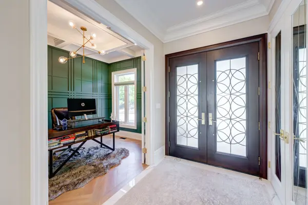 415 Sheppard AVE, Pickering, ON L1V 1E6