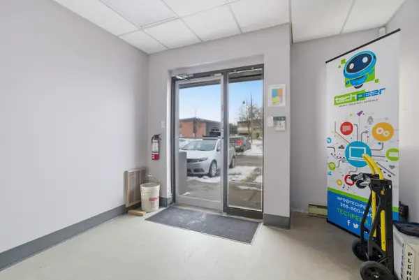 520 Westney RD S #5, Ajax, ON L1S 7H4