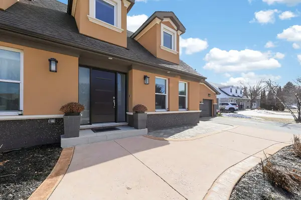 2151 Hughes DR, Innisfil, ON L0L 1R0