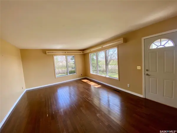 320 2 STREET E, Carnduff, SK S0C 0S0