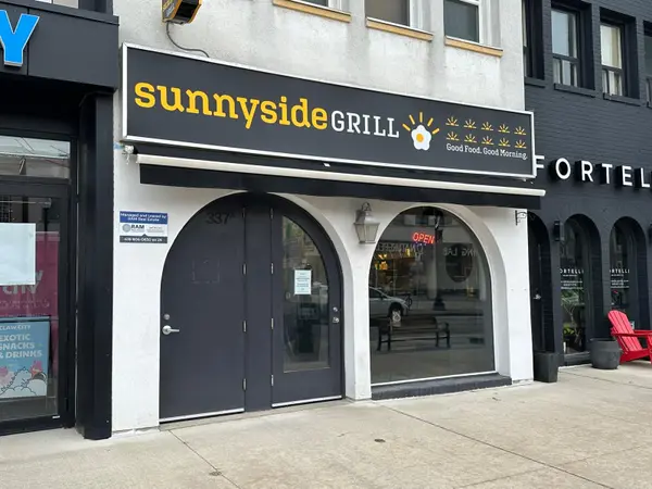 337 Lakeshore RD E, Oakville, ON L6J 1J4